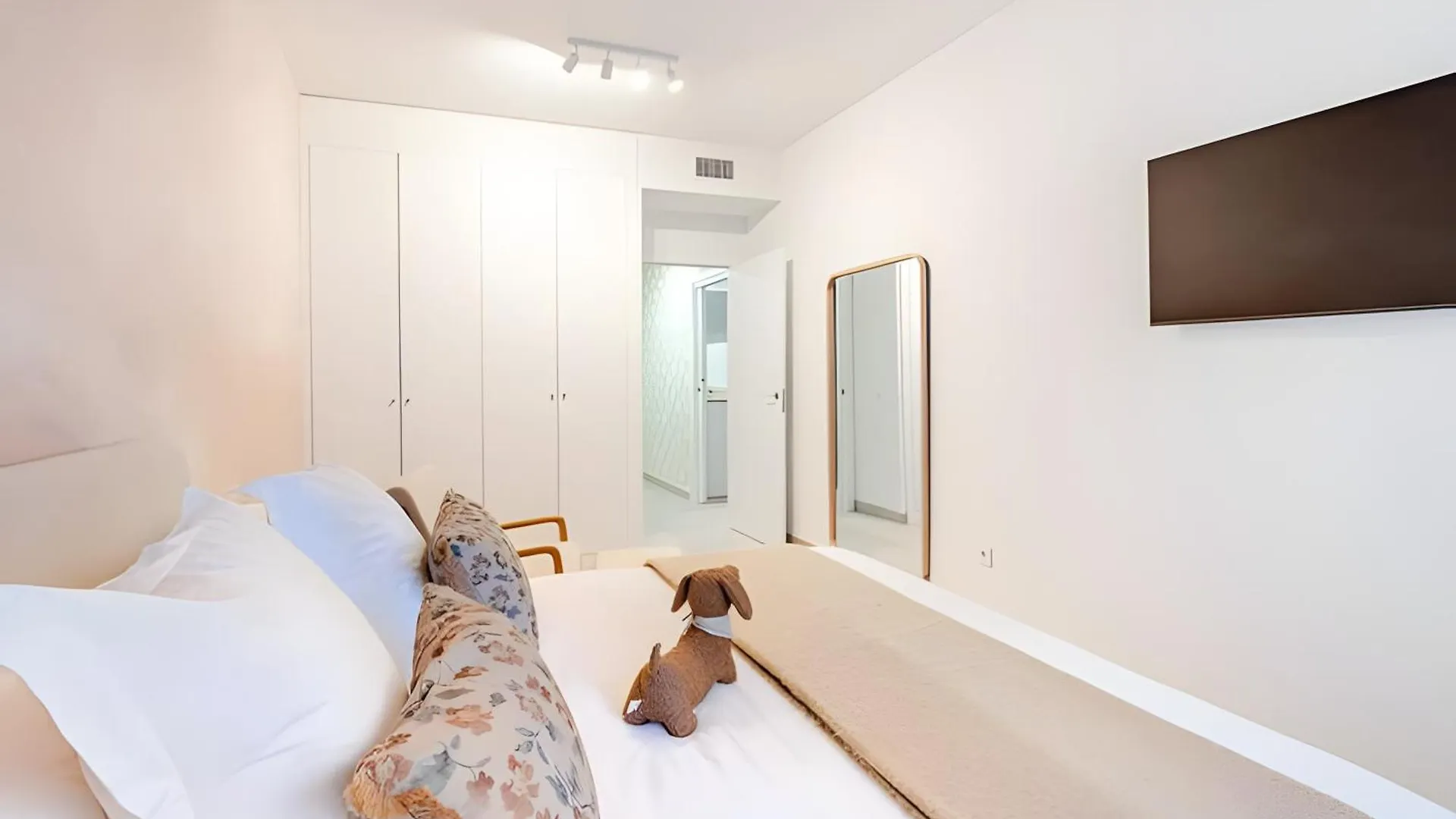 Alberthouse - Lujoso Apartamento En El Centro De Málaga España